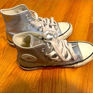 Size 5 silver high top converse